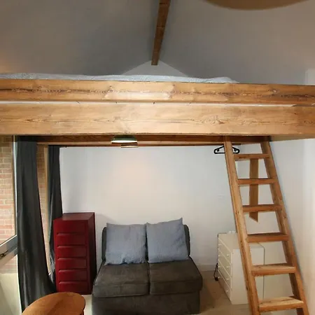 度假居 The Cabin